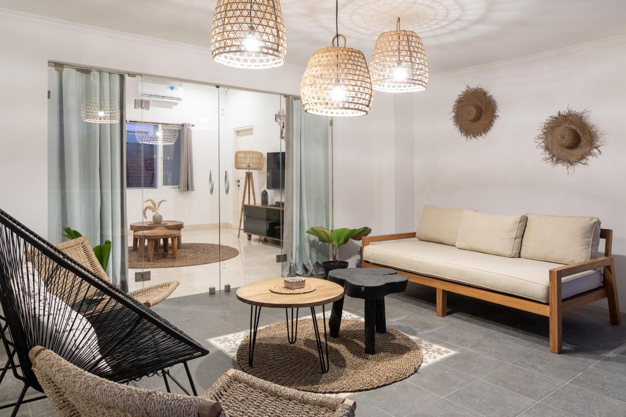 Casa De Lupe 5 Bedroom Villa In Kerobokan 塞米亚克 外观 照片